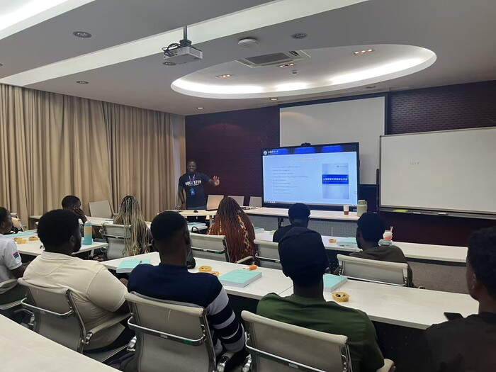 入学教育活动现场1