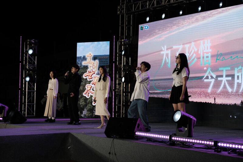 毕业生代表合唱